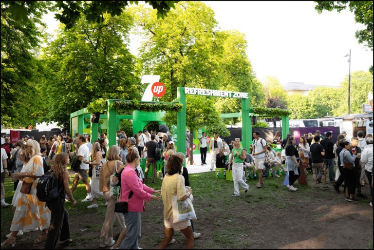 standout_7 up_actual image 1 (1)